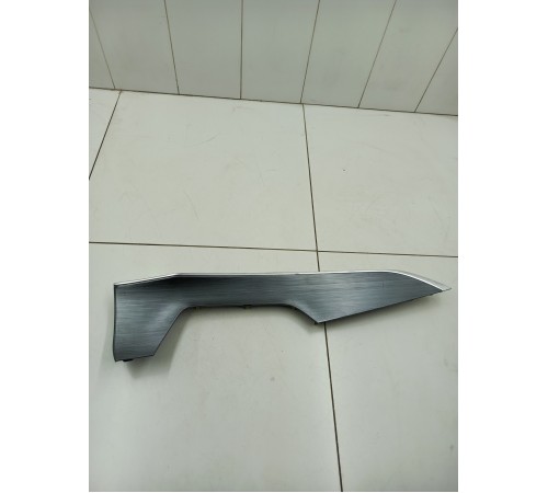 Накладка обшивки двери декоративная передняя левая