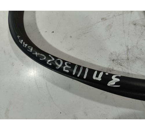 Уплотнитель двери(задний правый)