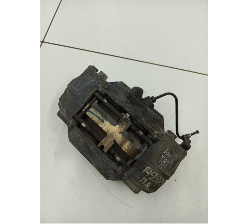 Суппорт передний правый