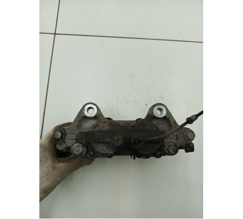 Суппорт передний правый