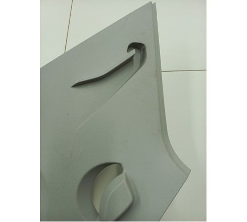 Обшивка багажника левая