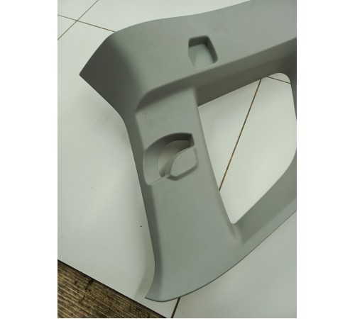 Обшивка багажника левая