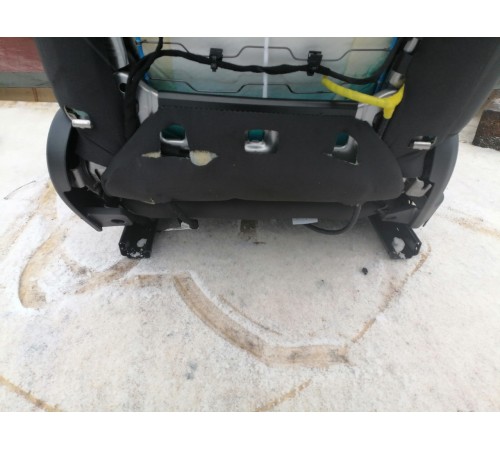 Сиденье переднее правое