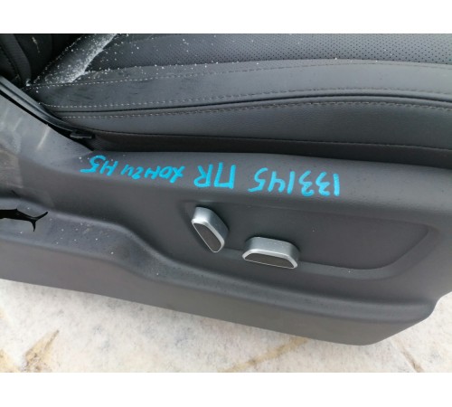 Сиденье переднее правое