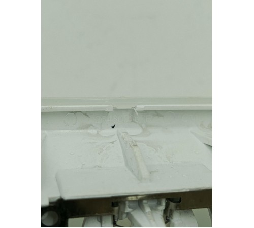 Плафон внутреннего освещения салона задний