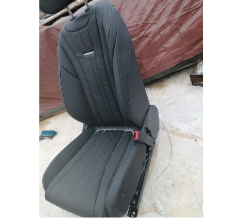 Сиденье переднее правое