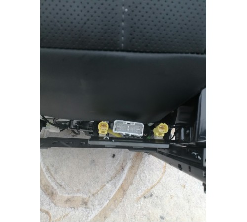 Сиденье переднее правое