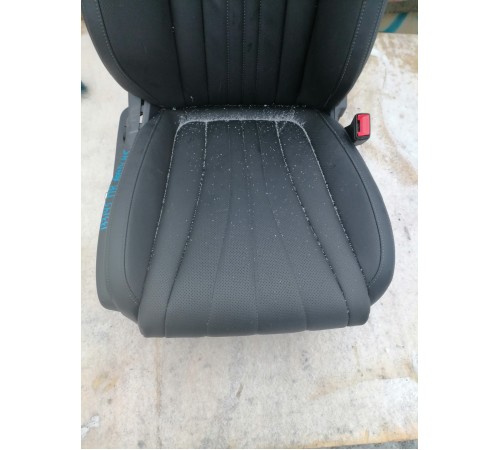 Сиденье переднее правое