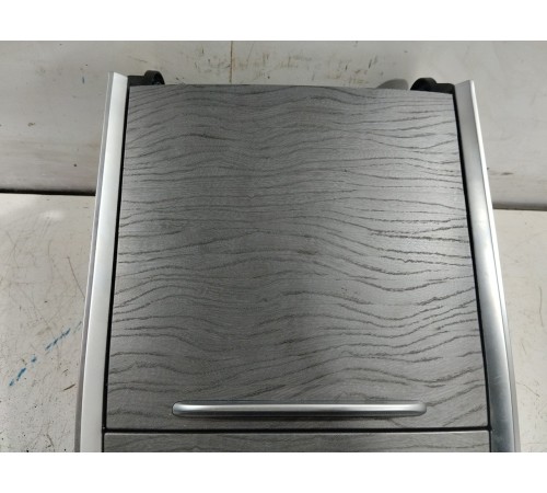 Накладка ящик центральной консоли декоративная