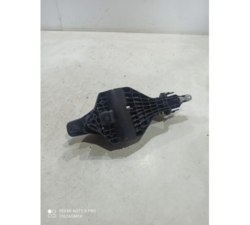 Ручка двери (задняя левая внешняя)