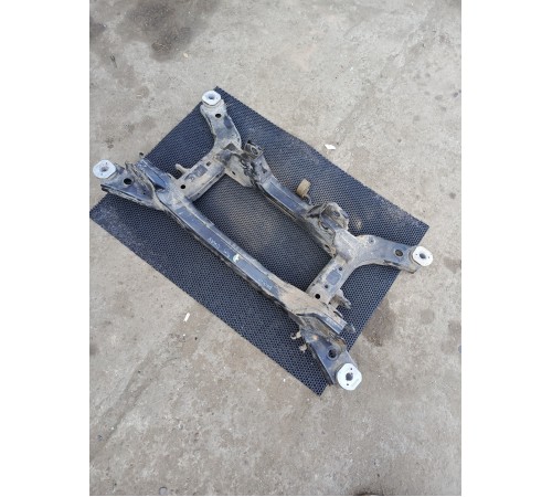 Балка (подрамник) задний