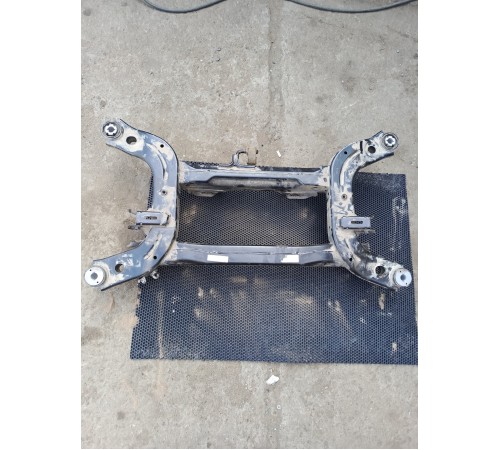 Балка (подрамник) задний