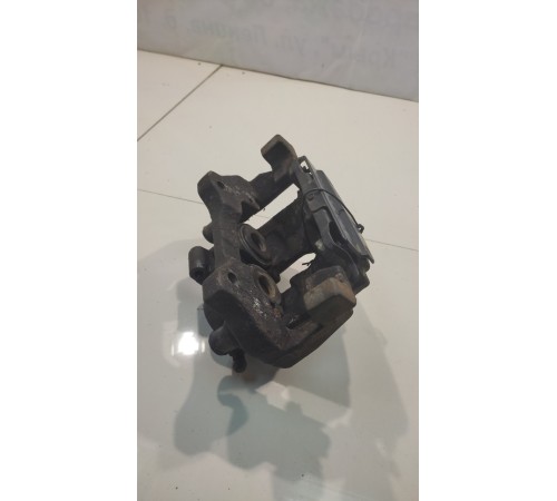 Суппорт (передний, правый)