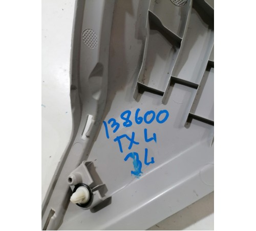 Обшивка задней стойки левая верхняя