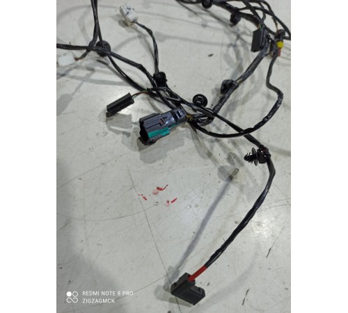 Электропроводка крышки багажника