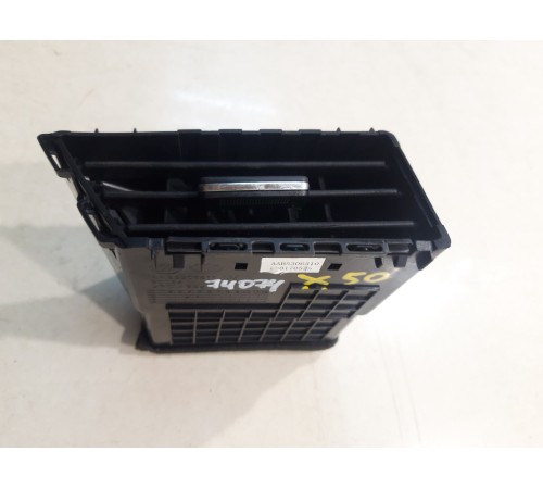 Воздушный дефлектор (левый)