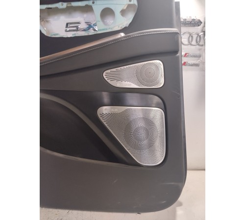 Обшивка двери задняя левая