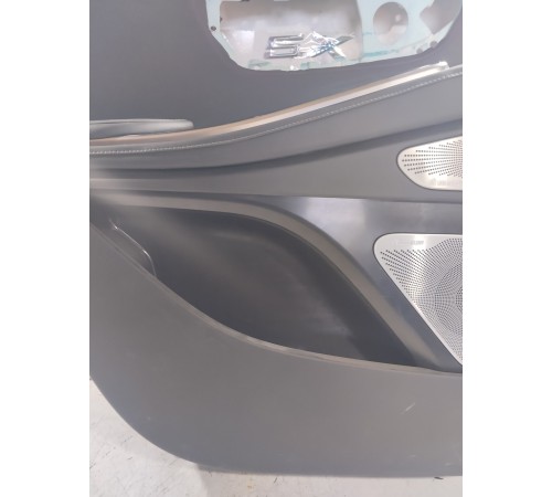 Обшивка двери задняя левая