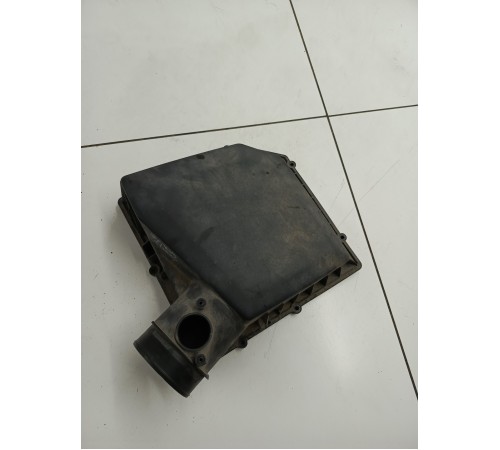 Крышка корпуса воздушного фильтра