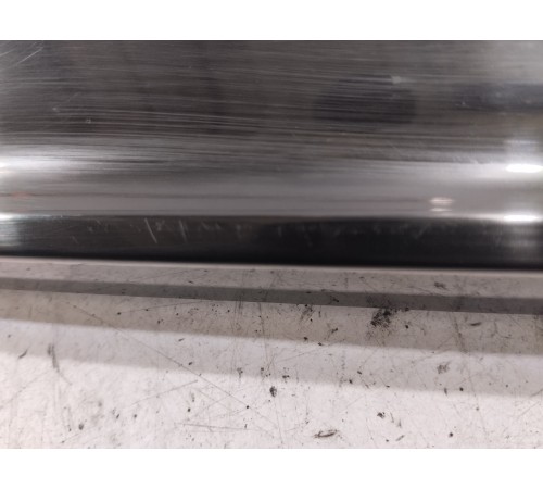 Спойлер боковой крышки багажника левый