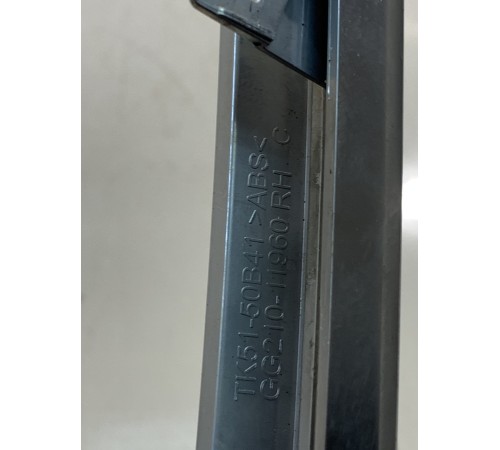 Молдинг решётки радиатора