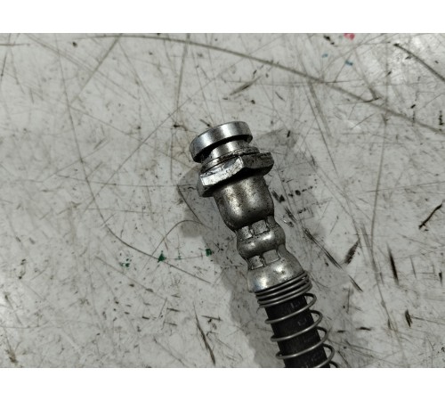 Тормозной шланг передний правый