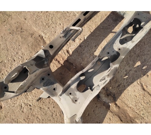 Задняя балка