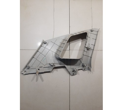 Обшивка стойки(задняя правая верхняя)