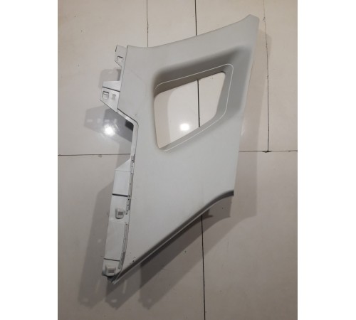 Обшивка стойки(задняя правая верхняя)