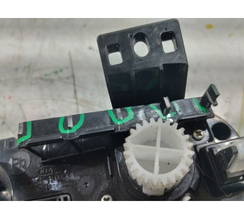 Блок управления климатом передний