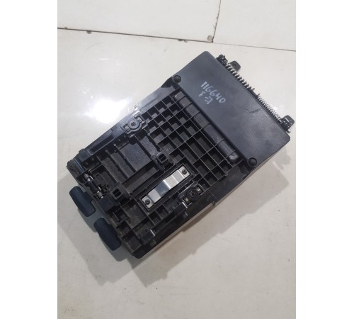 Кронштейн (крепление) подлокотника