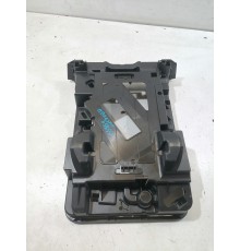 Кронштейн ящика для инструмента