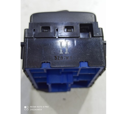 Джойстик управления регулировкой зеркал