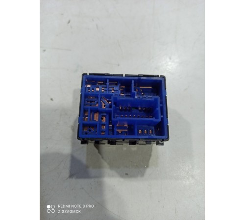 Джойстик управления регулировкой зеркал