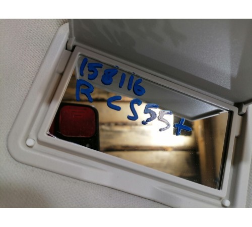 Козырек солнцезащитный правый