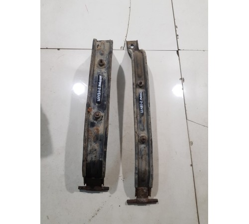 Кронштейн (крепление) топливного бака