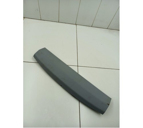 Обшивка двери крышки багажника