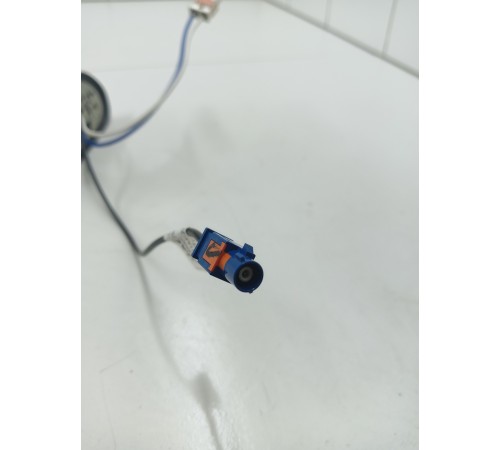 Антенна крыши плавник