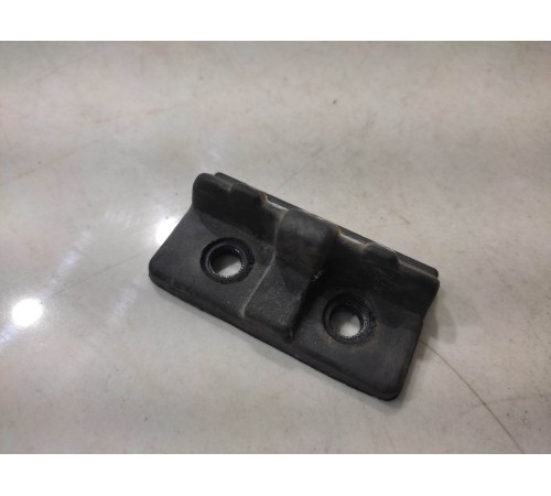 Упор двери багажника(левый)