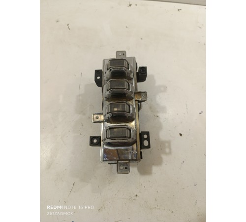 Дневной ходовой огонь правый