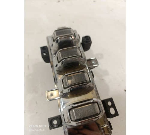 Дневной ходовой огонь правый