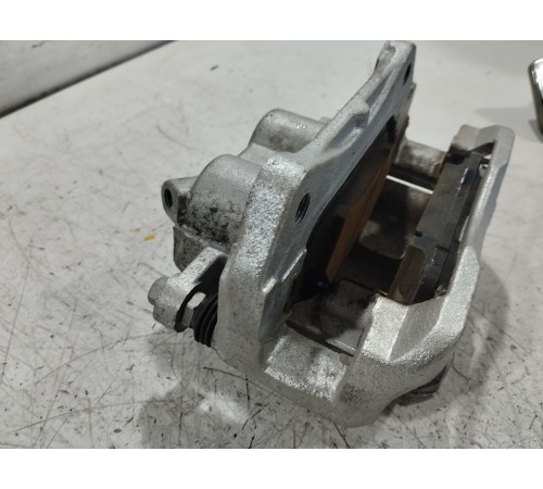 Суппорт тормозной передний левый