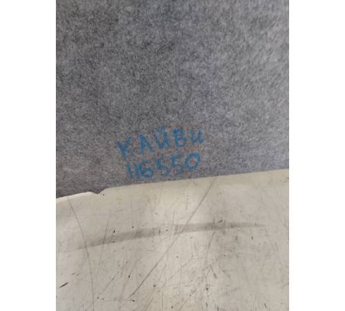 Обшивка багажника правая