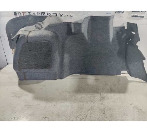 Обшивка багажника правая