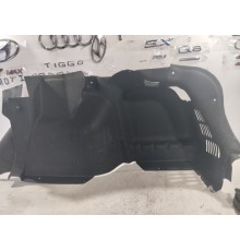 Обшивка багажника правая