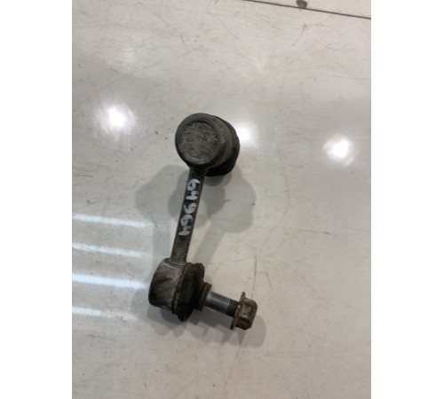 Стойка заднего стабилизатора