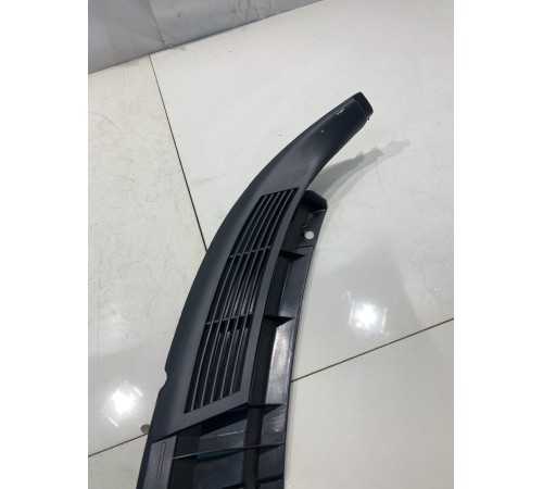 Внутренняя накладка задней полки