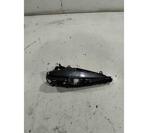 Ручка двери (задняя левая внешняя)