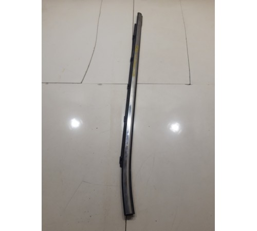 Уплотнитель стекла (задний левый наружный)