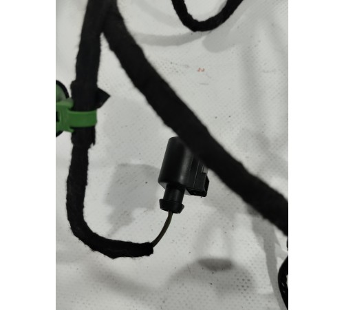 Электропроводка двери (передняя левая)